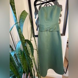 High quality satin gown with detached wrap with fascinator/hat in gold